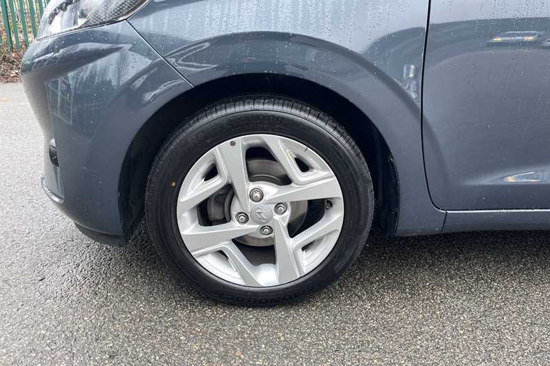 Used Hyundai i10 for sale - 77513432: Photo 56