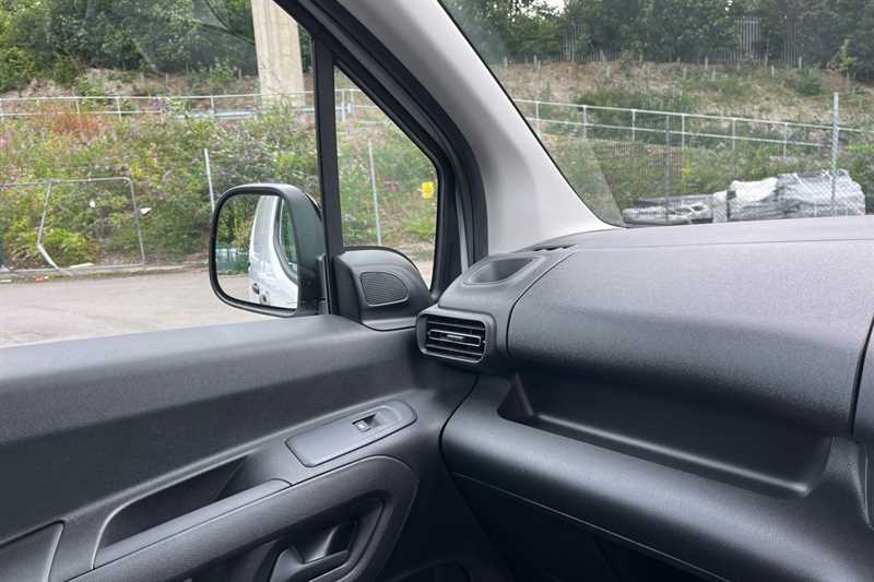 Used Vauxhall Combo 2025 for sale - 77471490: Photo 40