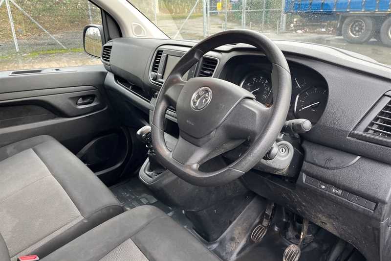Used Vauxhall Vivaro 2023 for sale - 77471802: Photo 10