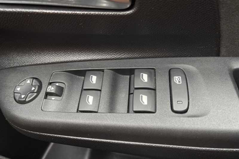 Used Vauxhall Corsa 2022 for sale - 76140644: Photo 16