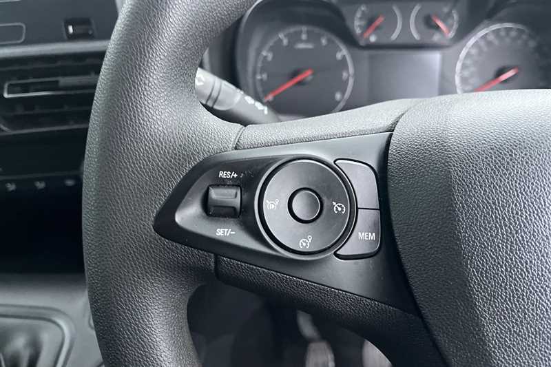 Used Vauxhall Combo Life 2022 for sale - 77333335: Photo 26