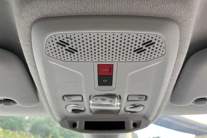 Vehicle 33