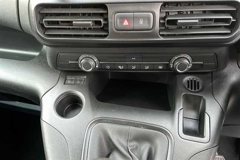 Used Vauxhall Combo Life 2021 for sale - 77471896: Photo 15
