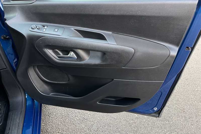 Used Vauxhall Combo Life 2021 for sale - 77471896: Photo 41