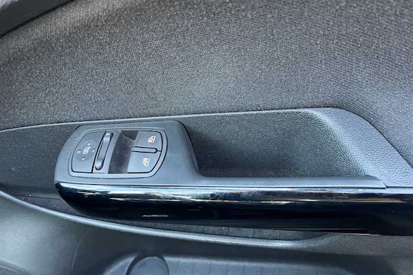 Used Vauxhall Corsa 2013 for sale - 76204232: Photo 16