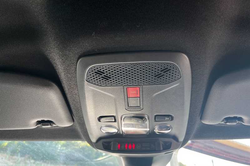 Vehicle 33