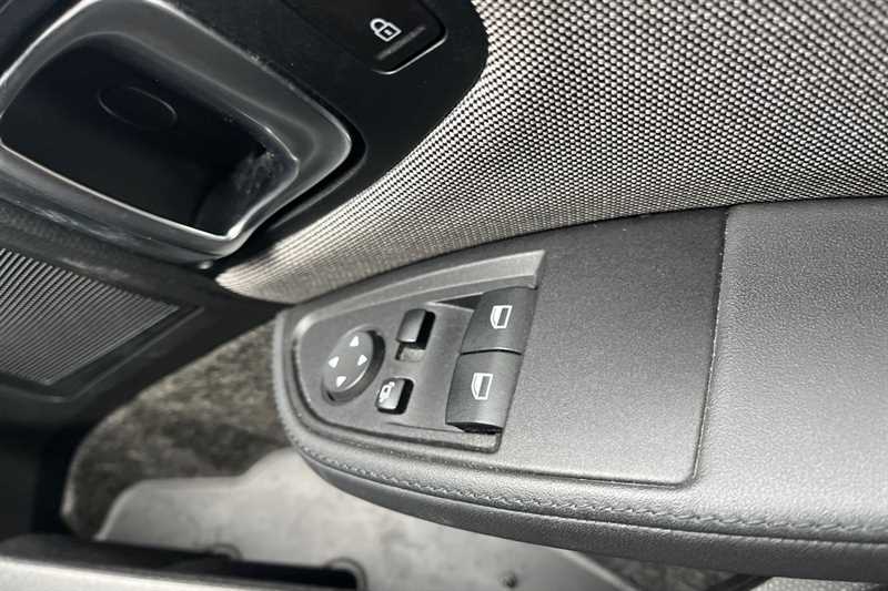 Used BMW i3 2019 for sale - 76261899: Photo 16