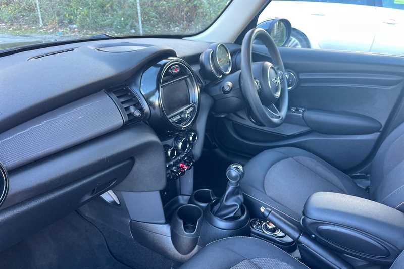 Used MINI Hatch 2019 for sale - 77471051: Photo 13