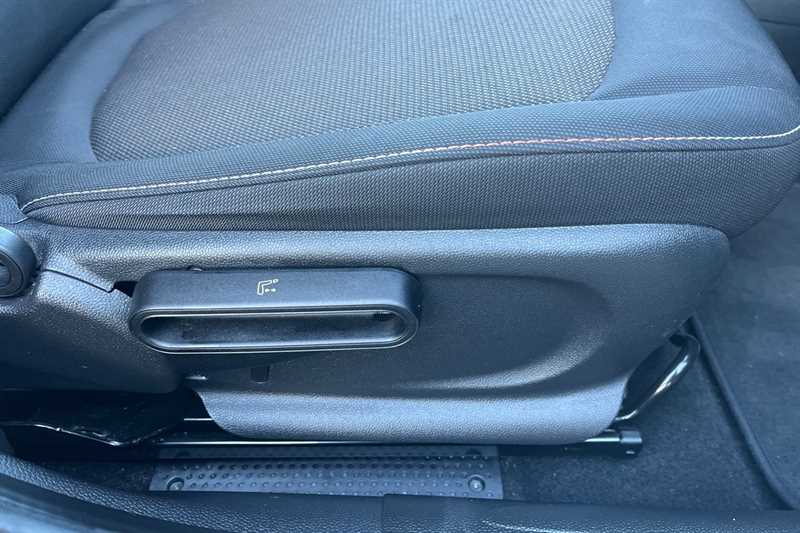 Used MINI Hatch 2019 for sale - 77471051: Photo 37