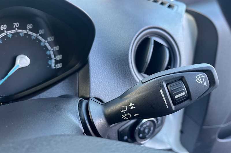 Used Ford Transit Courier 2020 for sale - 77588699: Photo 28