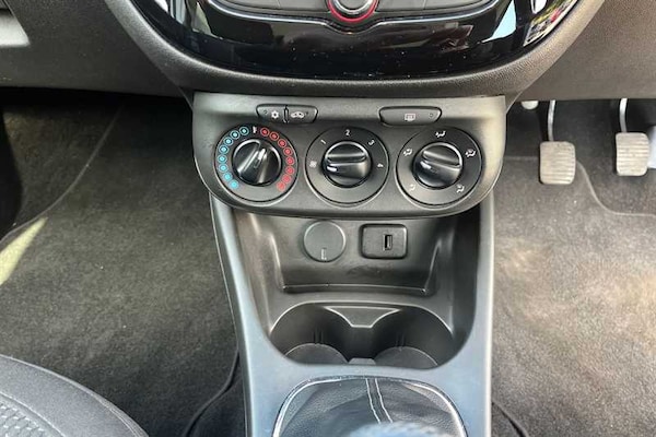 Used Vauxhall Corsa 2018 for sale - 76204178: Photo 15