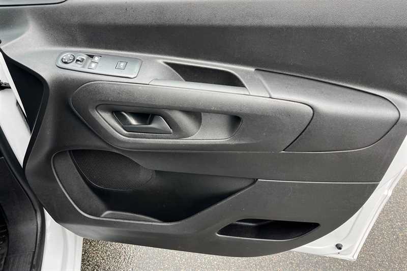 Used Vauxhall Combo 2023 for sale - 77471574: Photo 41