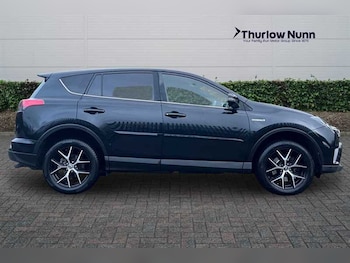 Used Toyota RAV4 2018 for sale - 77513837: Photo