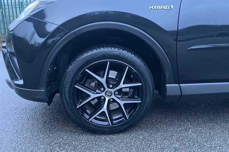 Used Toyota RAV4 2018 for sale - 77513837: Photo 57