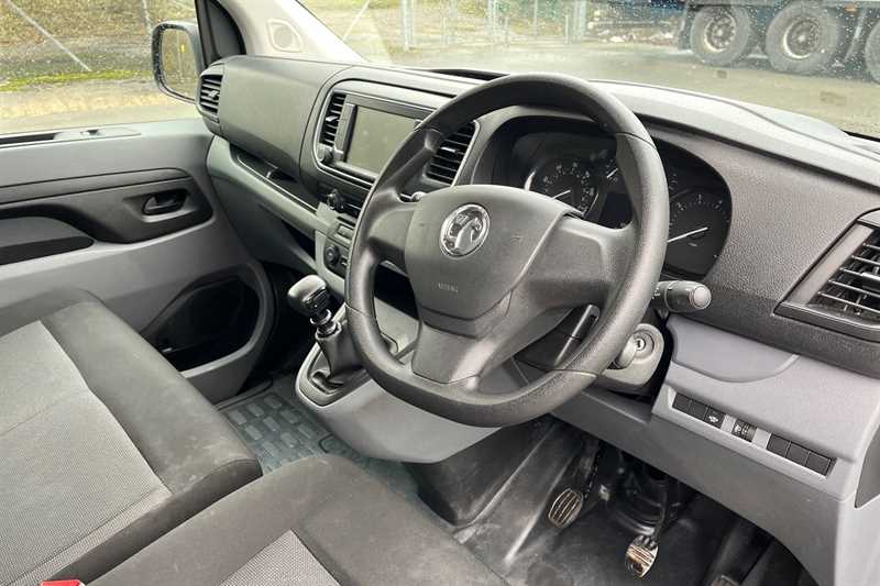 Used Vauxhall Vivaro 2023 for sale - 77471575: Photo 10