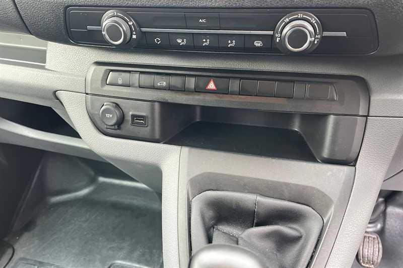 Used Vauxhall Vivaro 2023 for sale - 77471575: Photo 15