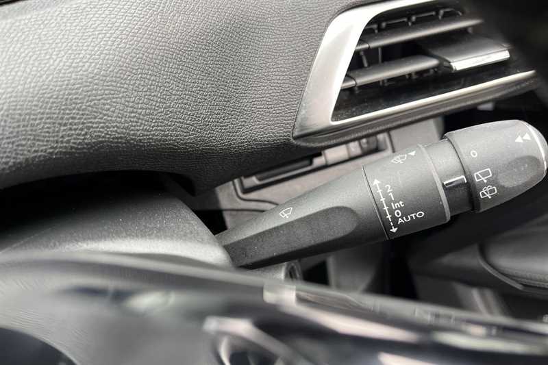 Used Peugeot 3008 2020 for sale - 76378632: Photo 28