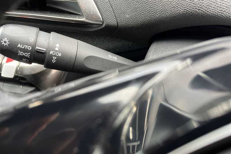 Used Peugeot 3008 2020 for sale - 76378632: Photo 29