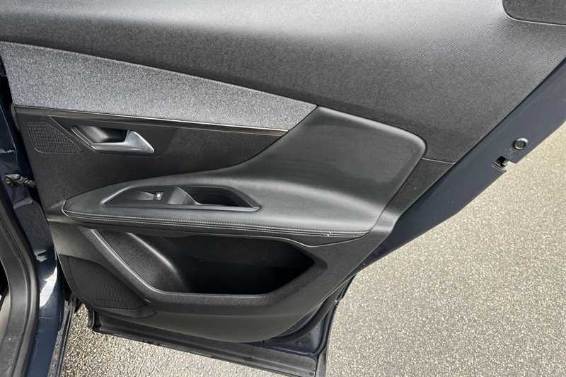 Used Peugeot 3008 2020 for sale - 76378632: Photo 43