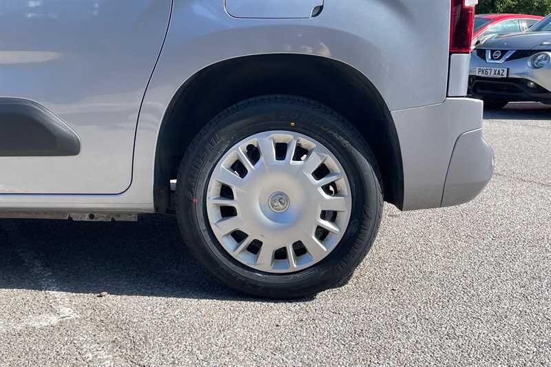 Used Vauxhall Combo 2022 for sale - 76773641: Photo 10