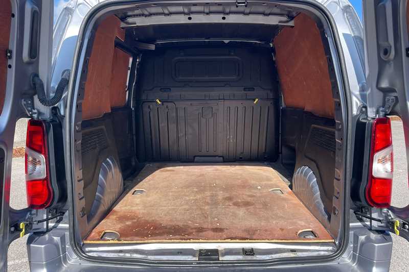 Used Vauxhall Combo 2022 for sale - 76773641: Photo 25