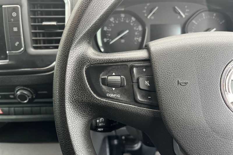 Used Vauxhall Vivaro 2019 for sale - 76705825: Photo 21