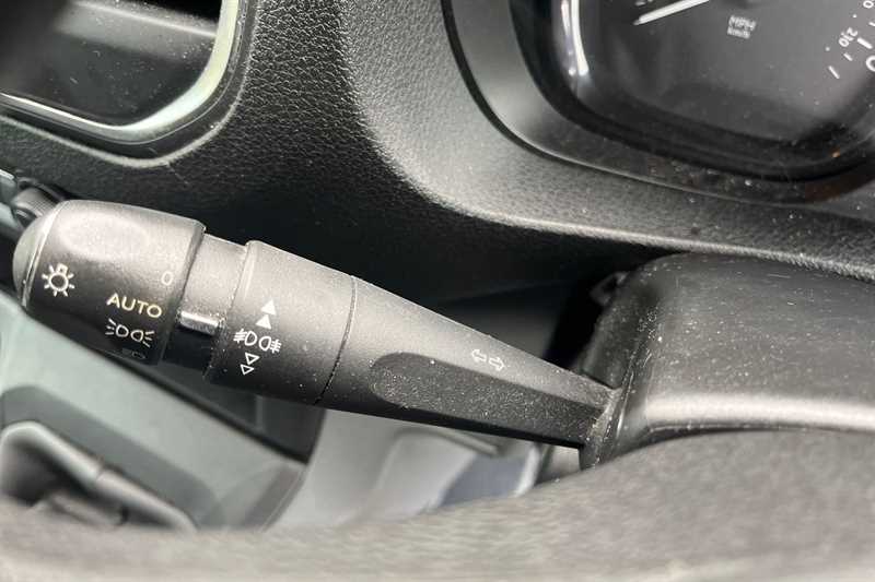 Used Vauxhall Vivaro 2019 for sale - 76705825: Photo 29