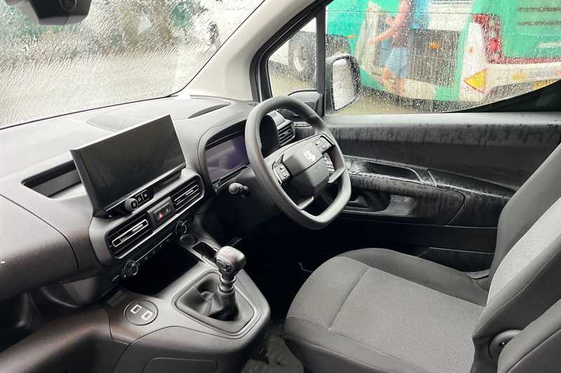 Used Vauxhall Combo 2024 for sale - 77471965: Photo 11