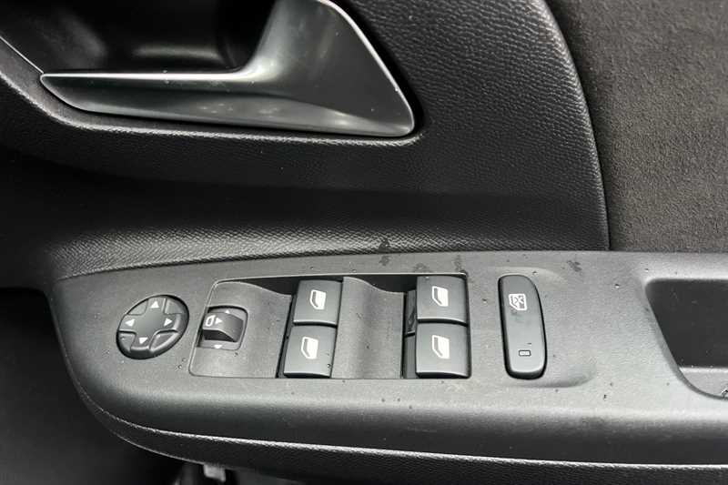 Used Vauxhall Corsa 2022 for sale - 77146836: Photo 16