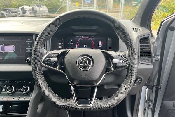 Used Skoda Karoq 2023 for sale - 76169117: Photo 25