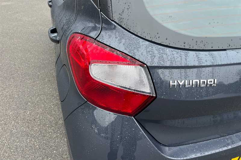 Used Hyundai i10 2022 for sale - 77471231: Photo 44