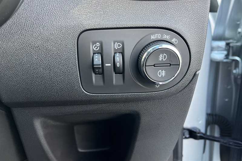 Used Vauxhall Crossland 2023 for sale - 76575419: Photo 30