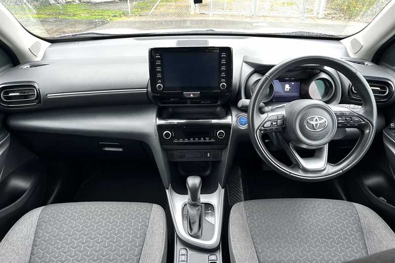 Used Toyota Yaris Cross 2024 for sale - 76400899: Photo 12