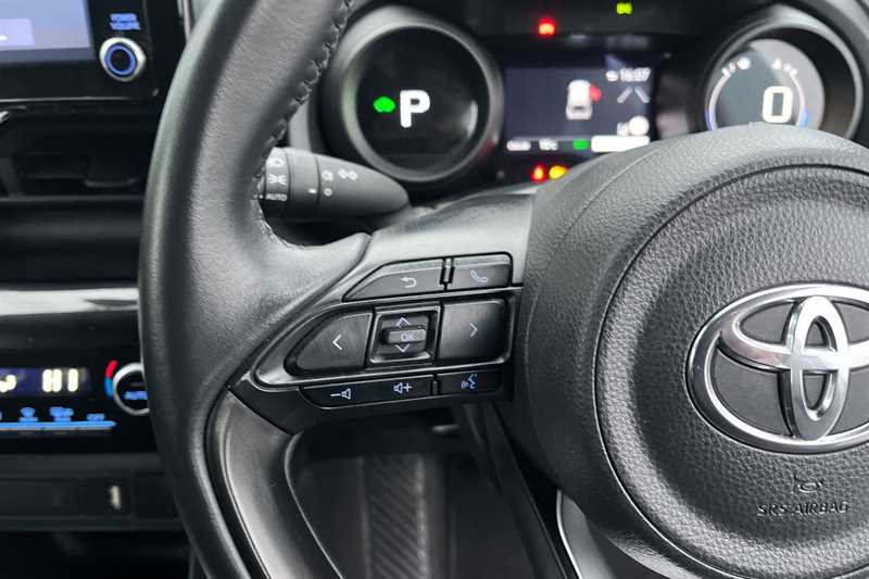 Used Toyota Yaris Cross 2024 for sale - 76400899: Photo 26