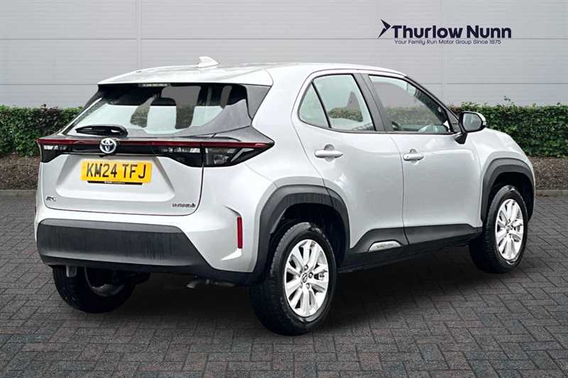 Used Toyota Yaris Cross 2024 for sale - 76400899: Photo 3