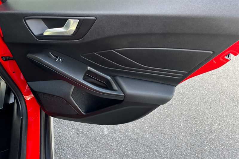 Used Ford Focus 2021 for sale - 76610040: Photo 43