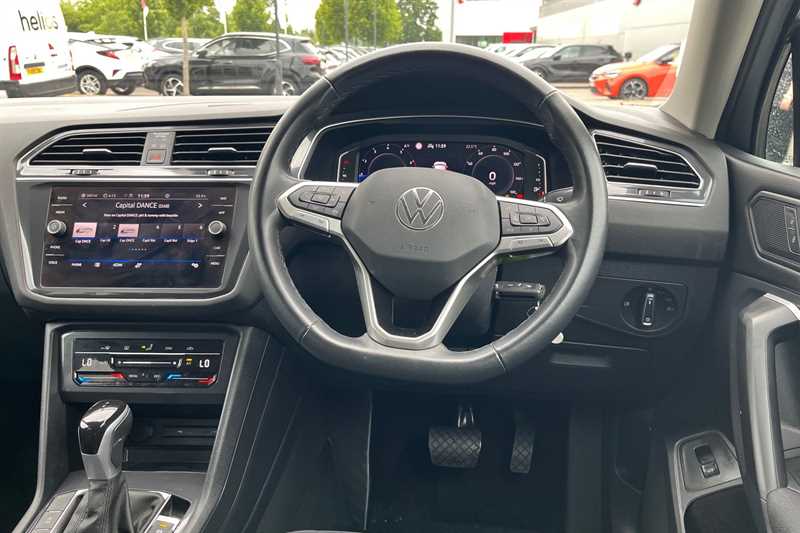 Used Volkswagen Tiguan Allspace 2024 for sale - 76459174: Photo 11