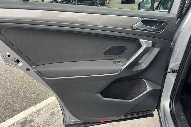 Used Volkswagen Tiguan Allspace 2024 for sale - 76459174: Photo 30