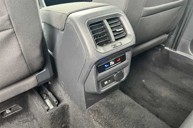 Used Volkswagen Tiguan Allspace 2024 for sale - 76459174: Photo 32