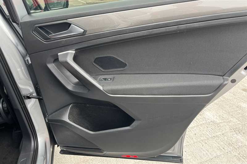 Used Volkswagen Tiguan Allspace 2024 for sale - 76459174: Photo 44