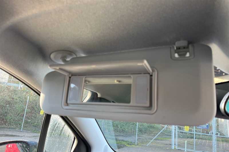 Used Vauxhall Crossland 2022 for sale - 76705896: Photo 32