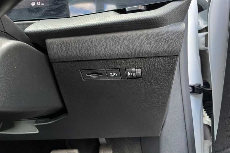 Used Vauxhall Astra 2024 for sale - 76575344: Photo 30