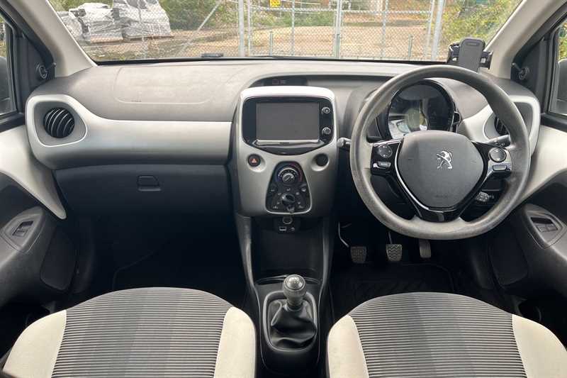 Used Peugeot 108 2016 for sale - 75980279: Photo 12