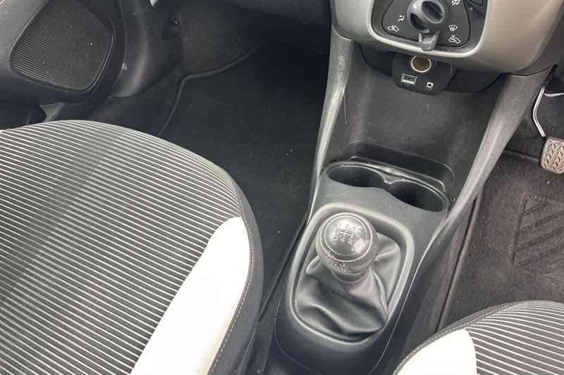 Used Peugeot 108 2016 for sale - 75980279: Photo 14