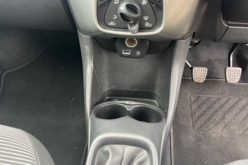 Used Peugeot 108 2016 for sale - 75980279: Photo 15