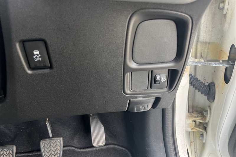 Used Peugeot 108 2016 for sale - 75980279: Photo 30