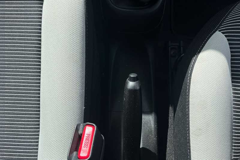 Used Peugeot 108 2016 for sale - 75980279: Photo 40