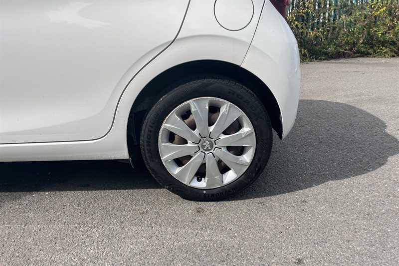 Used Peugeot 108 2016 for sale - 75980279: Photo 9