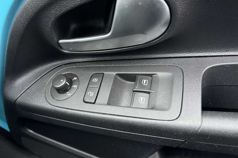 Used Volkswagen up! for sale - 77146070: Photo 16
