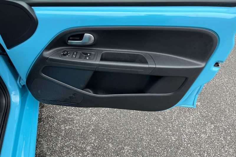 Used Volkswagen up! for sale - 77146070: Photo 42